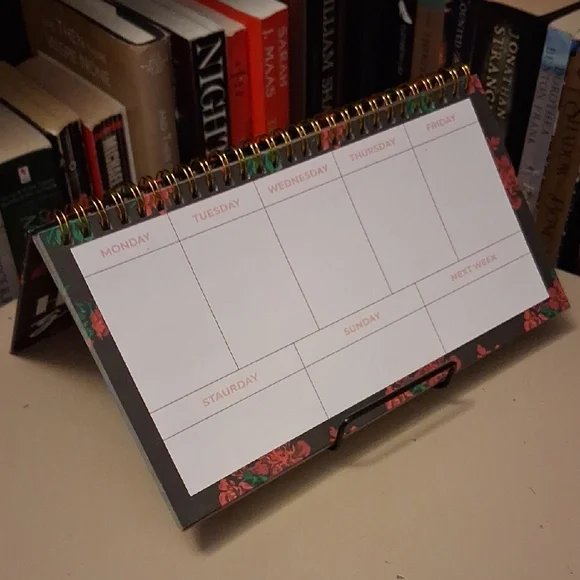 Weekly Planner- Hello Gorgeous - Picture 2 of 2